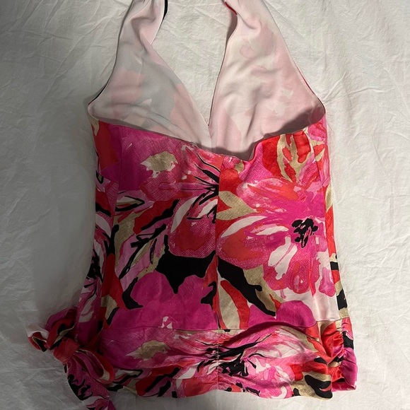 Banana Republic- silk halter top🩷🌸 - Picture 4 of 4